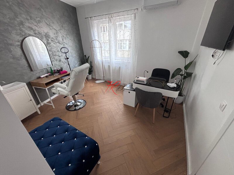 Piata Dorobanti, ideal investitie, vanzare garsoniera total renovata, in bloc mic,