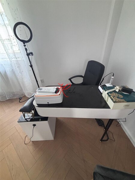 Piata Dorobanti, ideal investitie, vanzare garsoniera total renovata, in bloc mic,