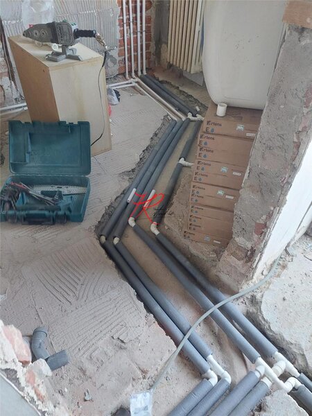 Piata Dorobanti, ideal investitie, vanzare garsoniera total renovata, in bloc mic,